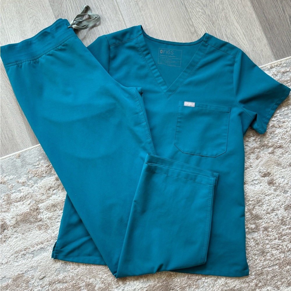 Figs Scrubs